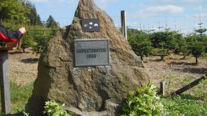 Das Hubertusdenkmal weist auf die Hege und Pflege der Waldbewohner hin